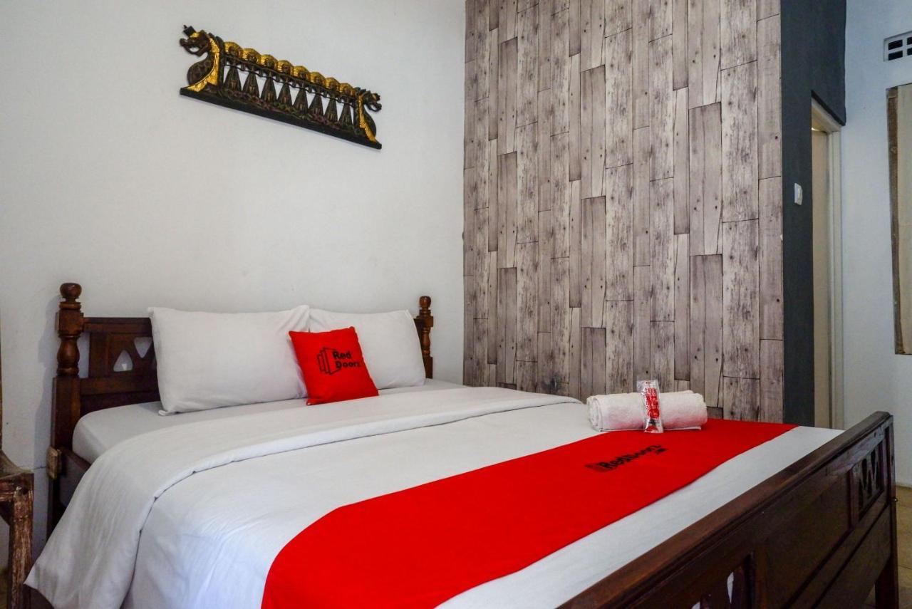 Hotel Reddoorz Syariah Near Plengkung Gading 2 Jogyakarta Zewnętrze zdjęcie